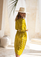 Load image into Gallery viewer, KIMONO midi | mustard mirage