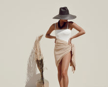 Load image into Gallery viewer, PAREO| golden sands