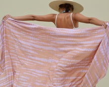 Load image into Gallery viewer, PAREO| blushing plumeria